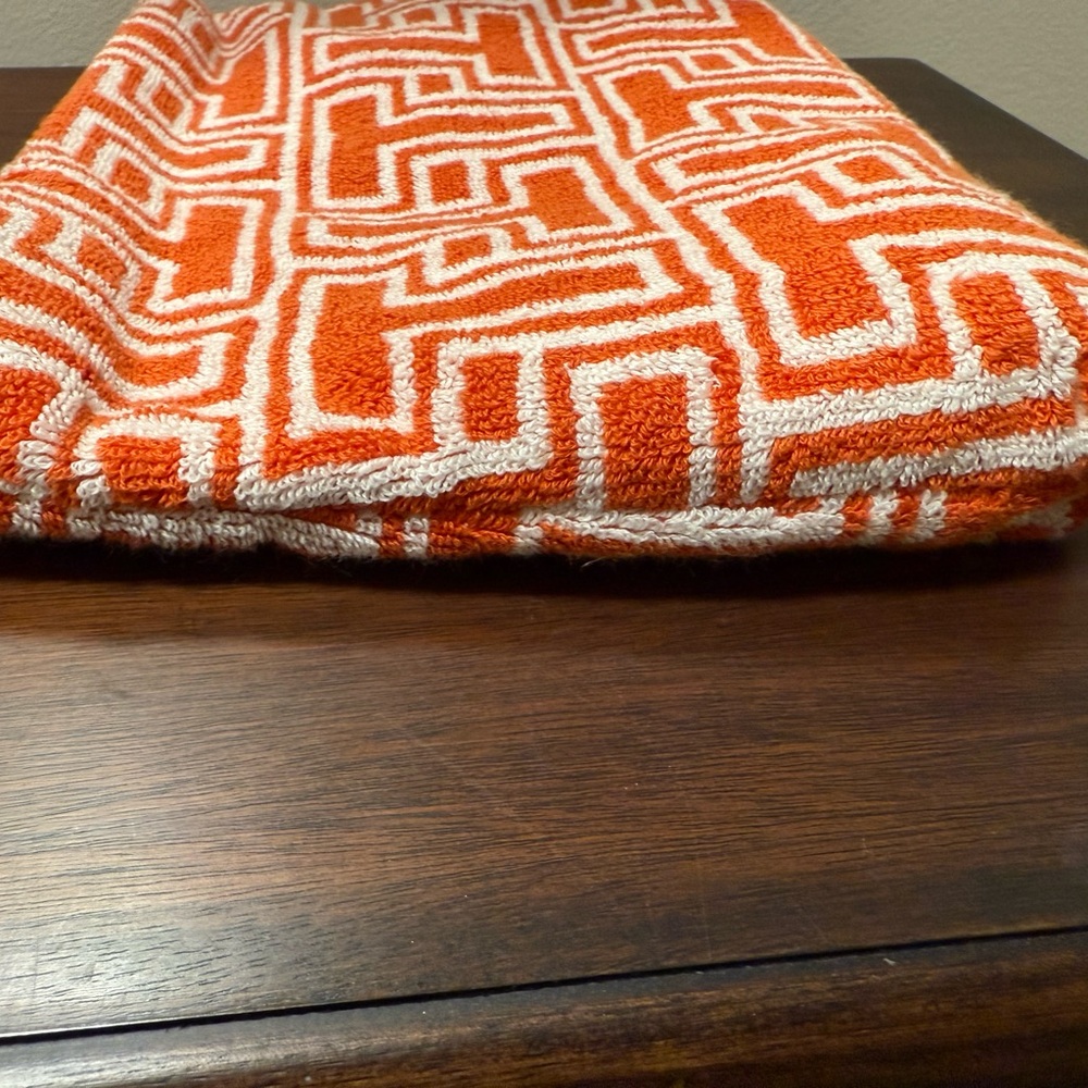 Tory Burch Orange and White T Patterned Cosmetic Bag Clutch NWT - Picture 6 of 9